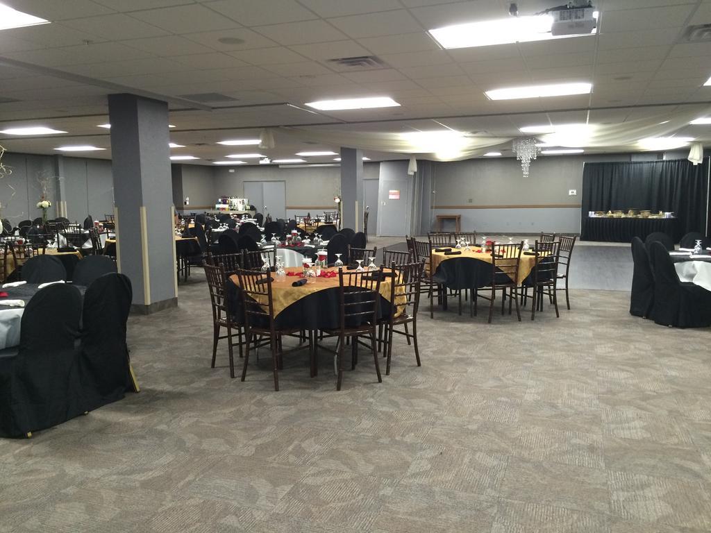 Boarders Inn & Suites By Cobblestone Hotels - Grand Island Extérieur photo