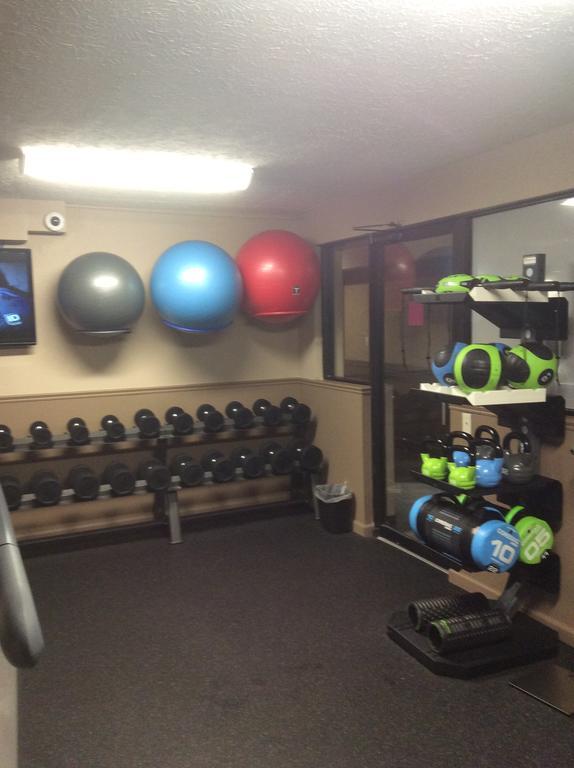 Boarders Inn & Suites By Cobblestone Hotels - Grand Island Extérieur photo