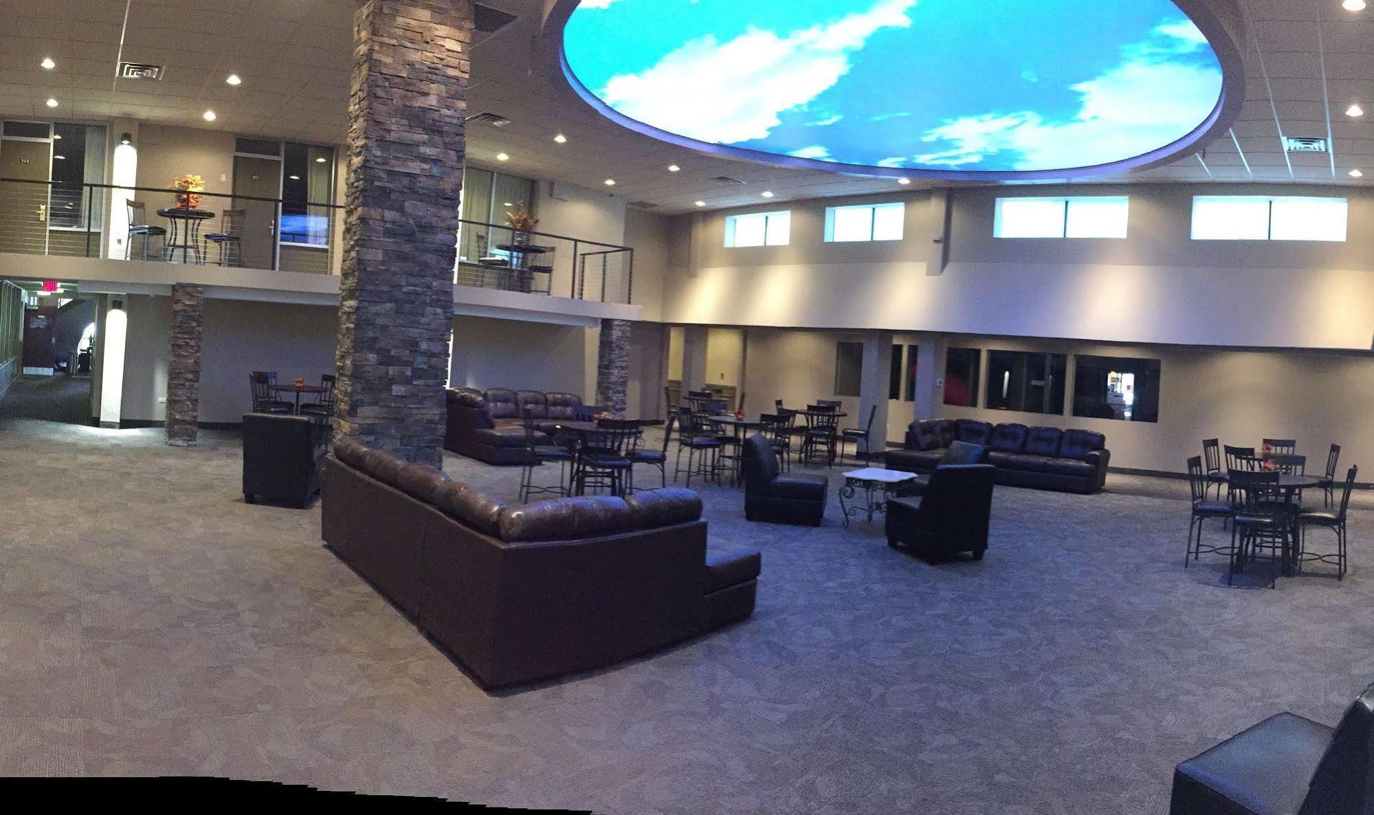Boarders Inn & Suites By Cobblestone Hotels - Grand Island Extérieur photo