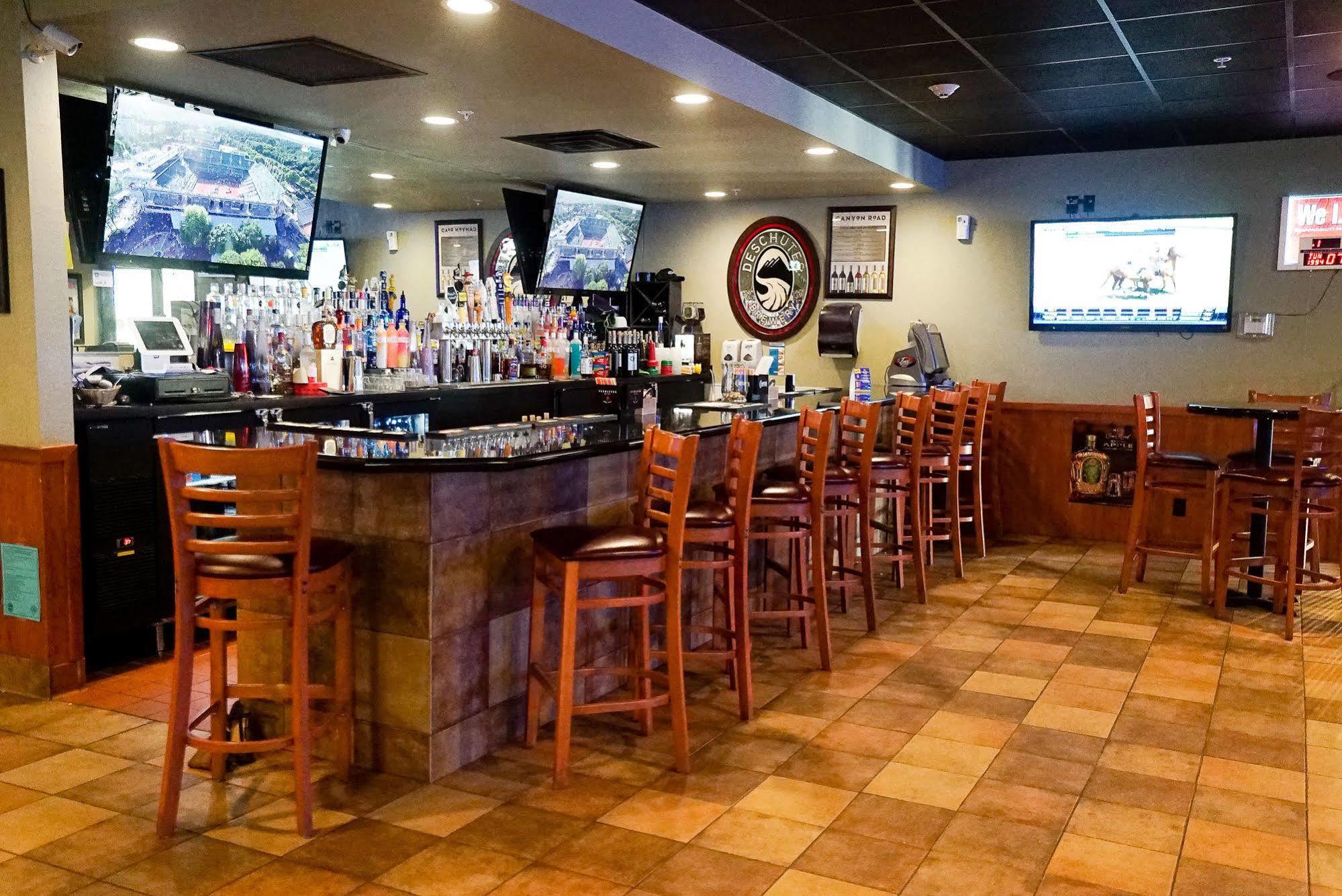 Boarders Inn & Suites By Cobblestone Hotels - Grand Island Extérieur photo